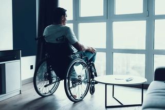 Každý druhý žadatel o invalidní důchod neuspěje. Získat ho je stále těžší